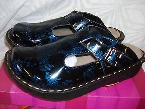 savvy clogs